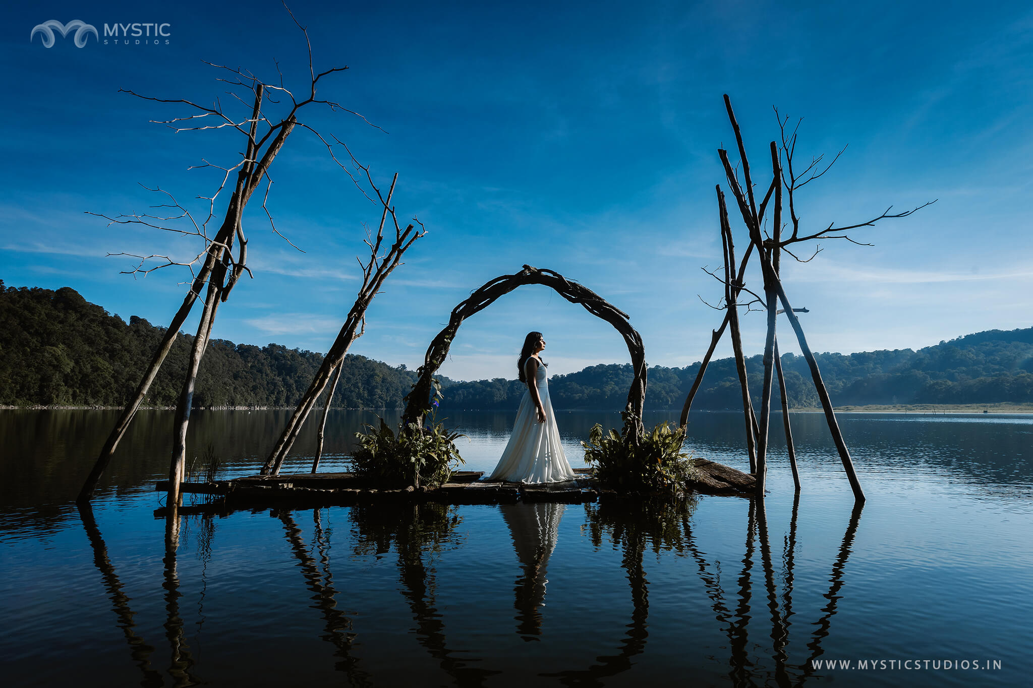 CREATIVE_POST_WEDDING_SHOOT_BALI9A9404