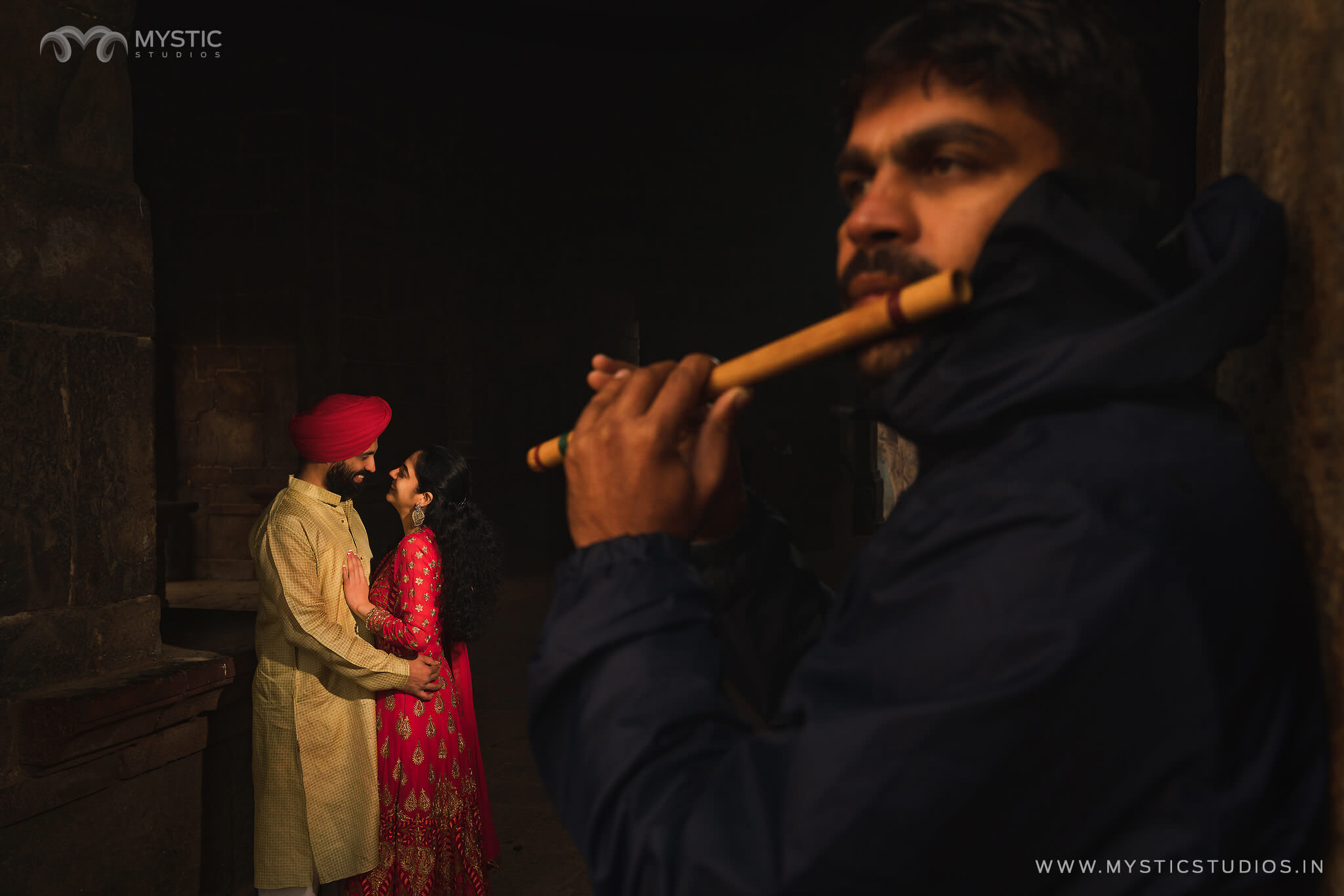 Candid-Delhi-destination-punjabi-Wedding-3