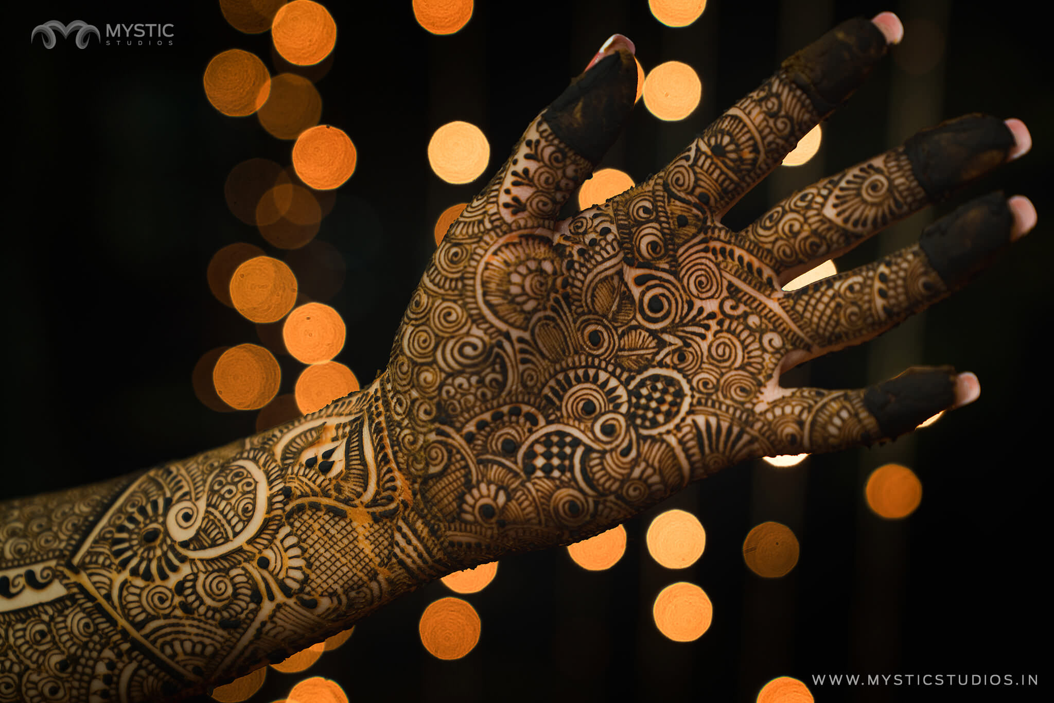 Candid-Delhi-destination-punjabi-Wedding-9
