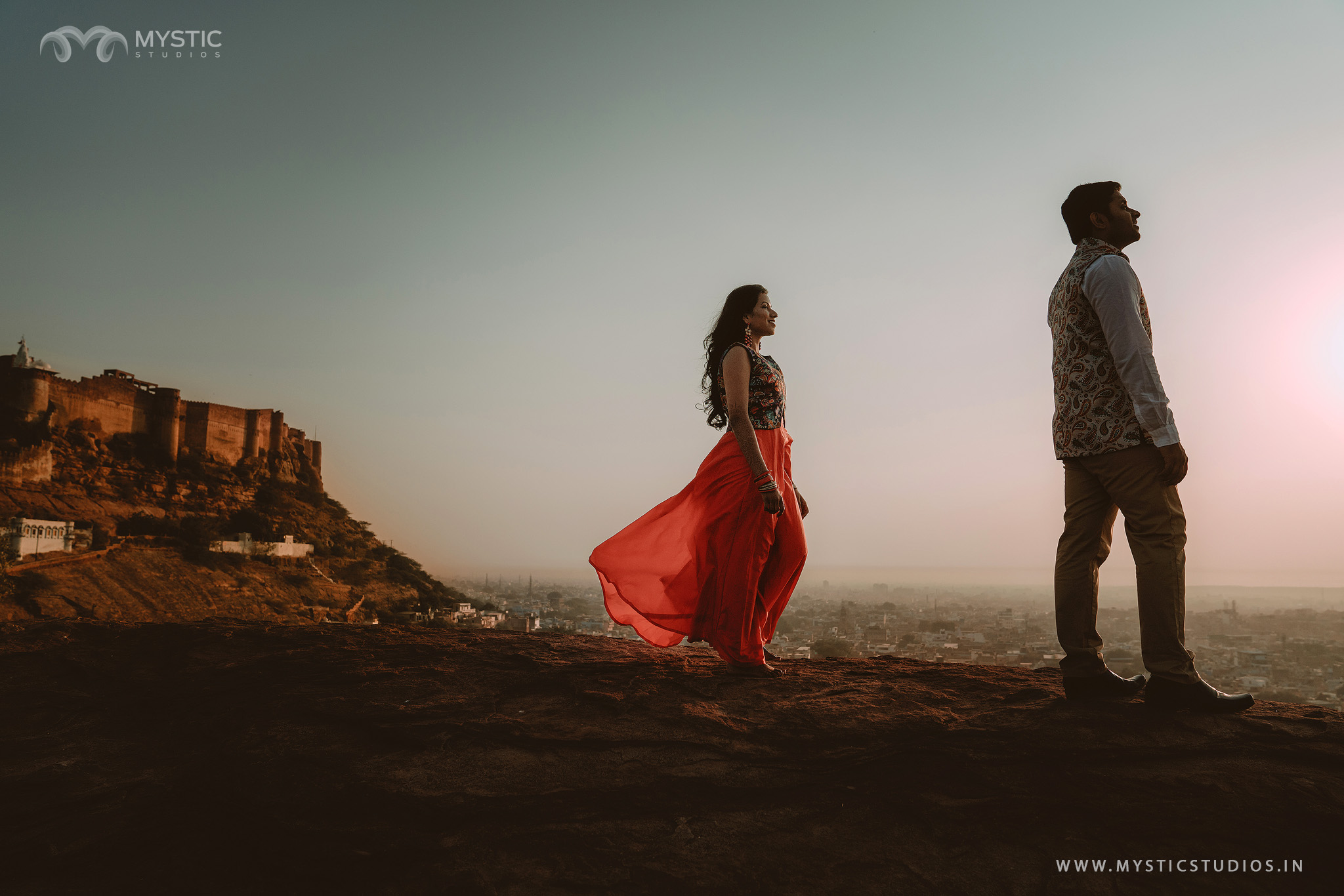 JODHPUR_CREATIVE_COUPLE_PRE_WEDDING_PHOTO_SHOOT_MYSTIC_STUDIOS