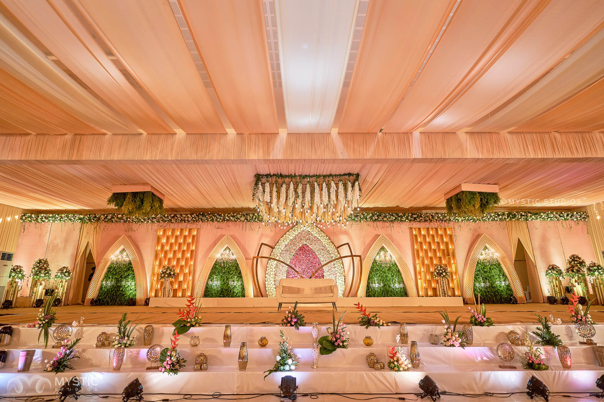 Karthik-Swetha-mystic-studios-home-wedding-4-reception-47