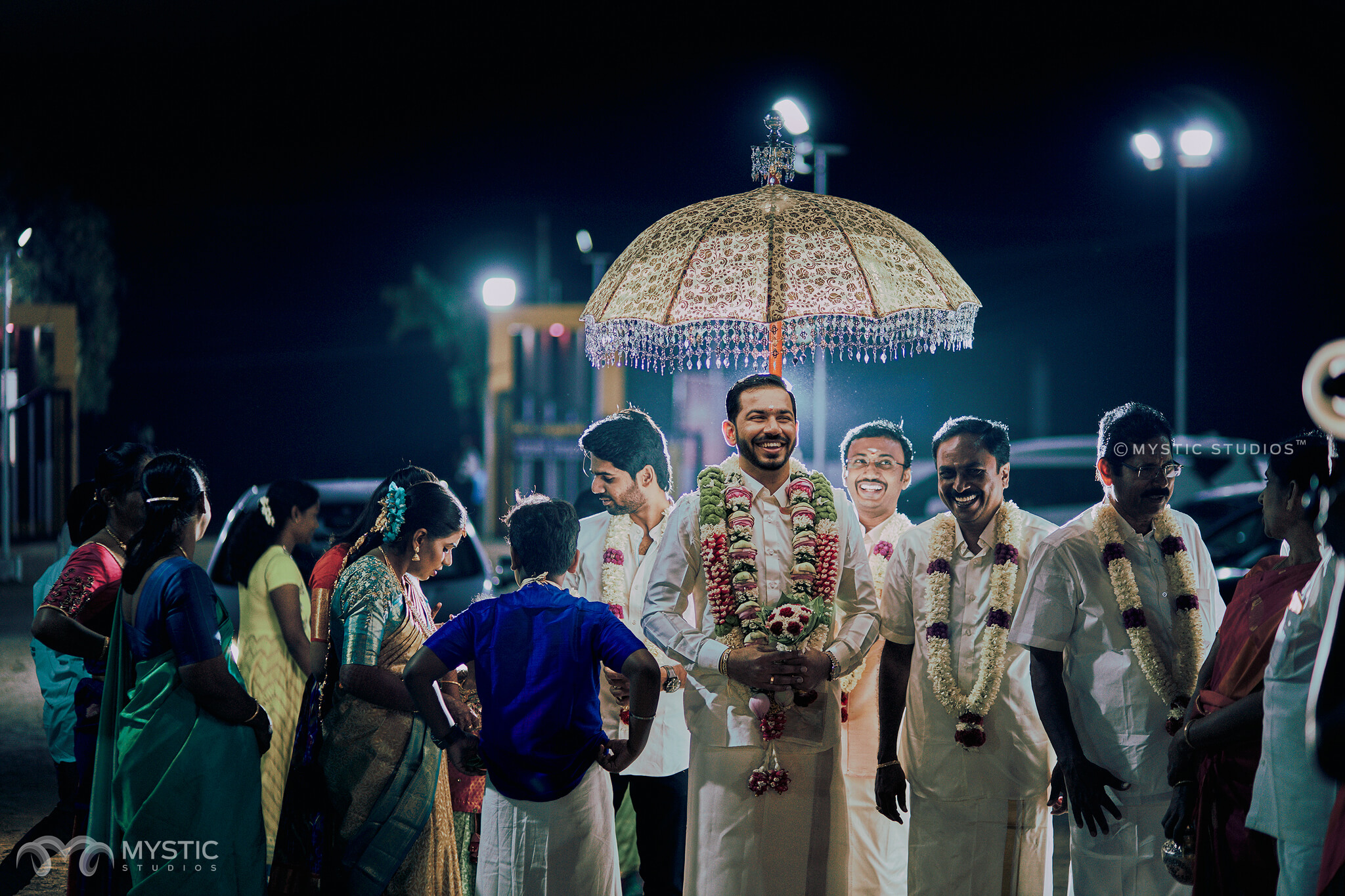 Karthik-Swetha-mystic-studios-home-wedding-5-wedding-56