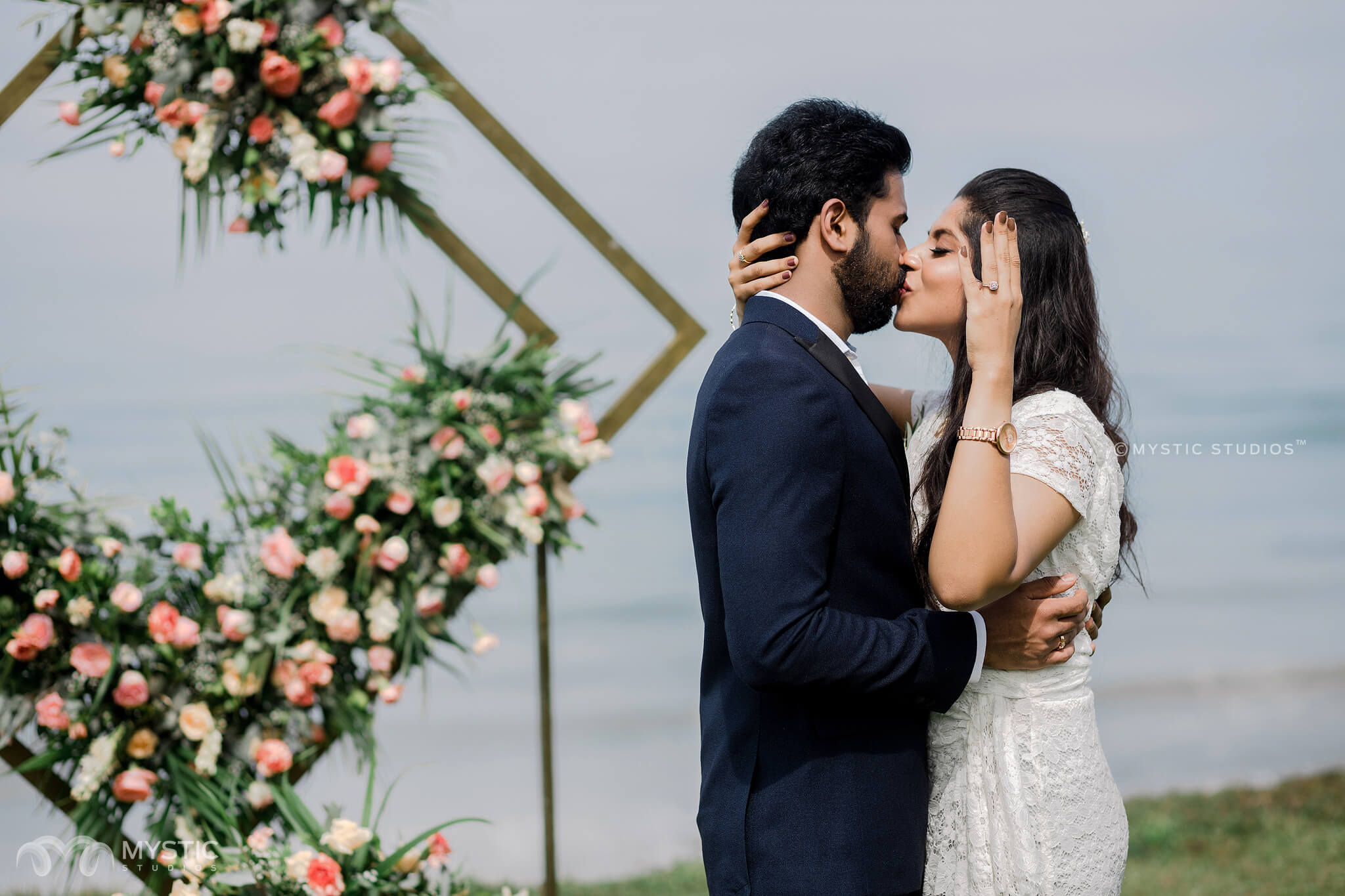 elopment-style-varkala-pre-wedding-photography-mystic-studios-39