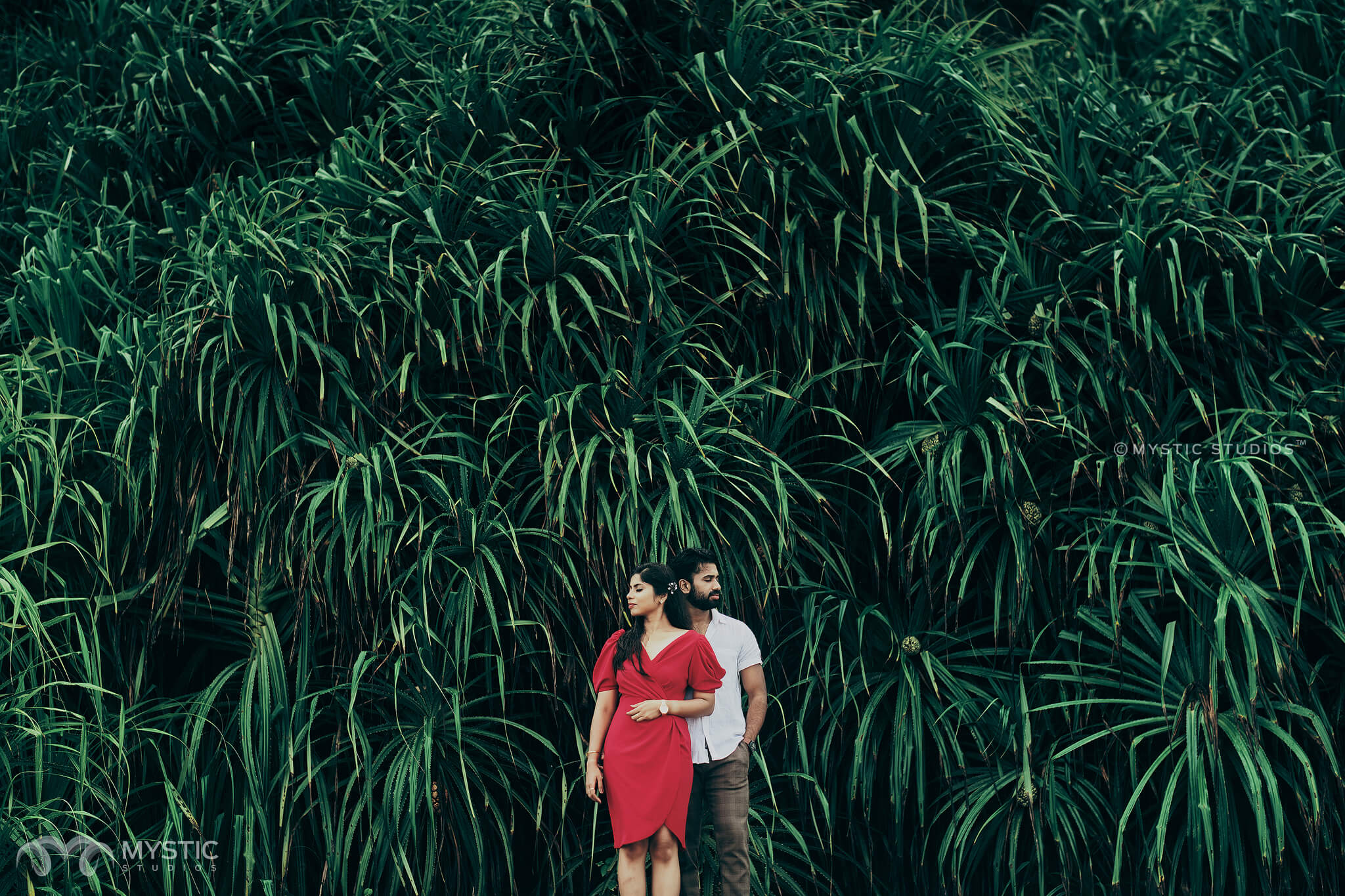 elopment-style-varkala-pre-wedding-photography-mystic-studios-8