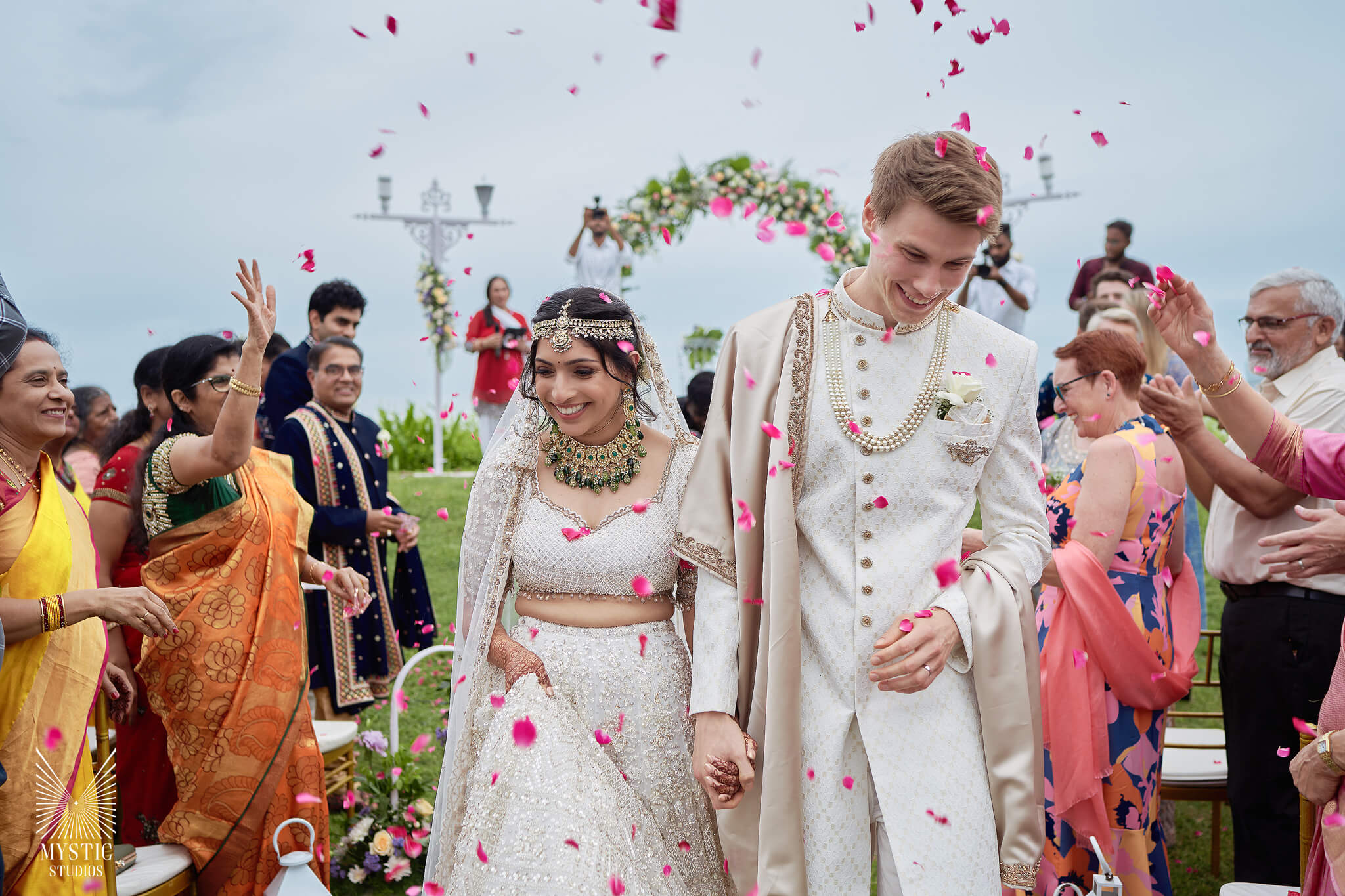 intercultural-wedding-chennai-beach-best-wedding-photographer-24