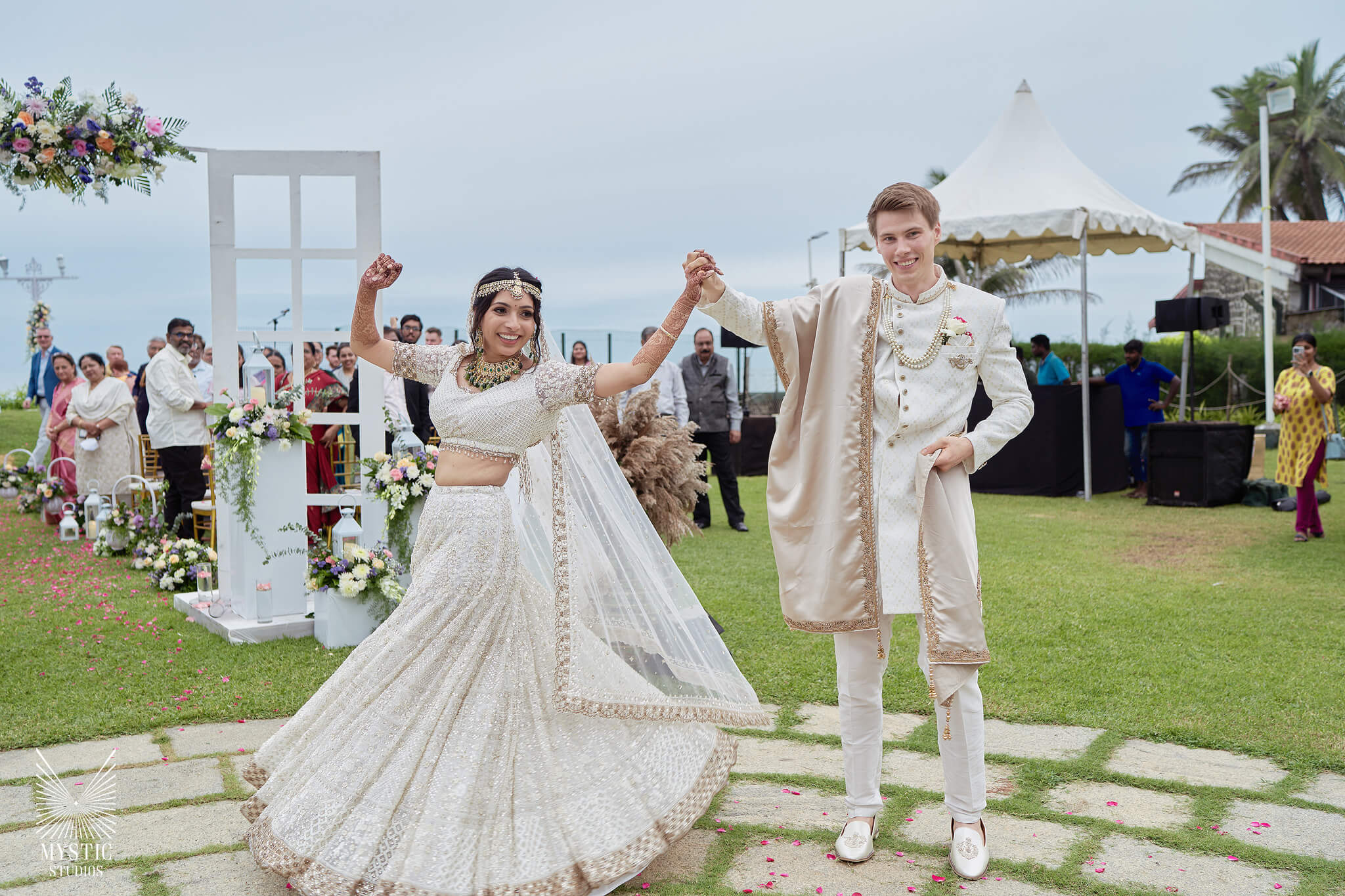 intercultural-wedding-chennai-beach-best-wedding-photographer-25