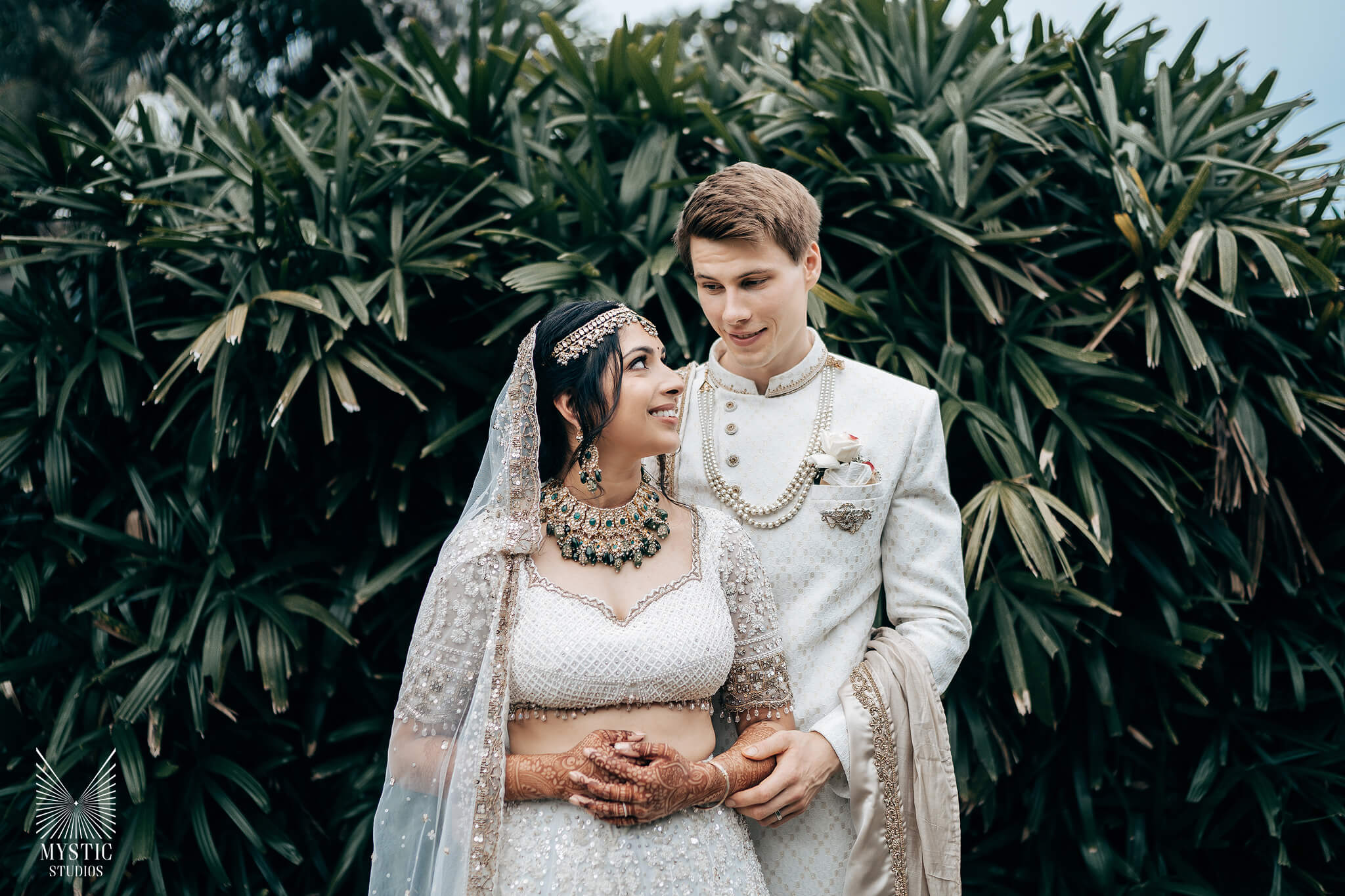 intercultural-wedding-chennai-beach-best-wedding-photographer-26