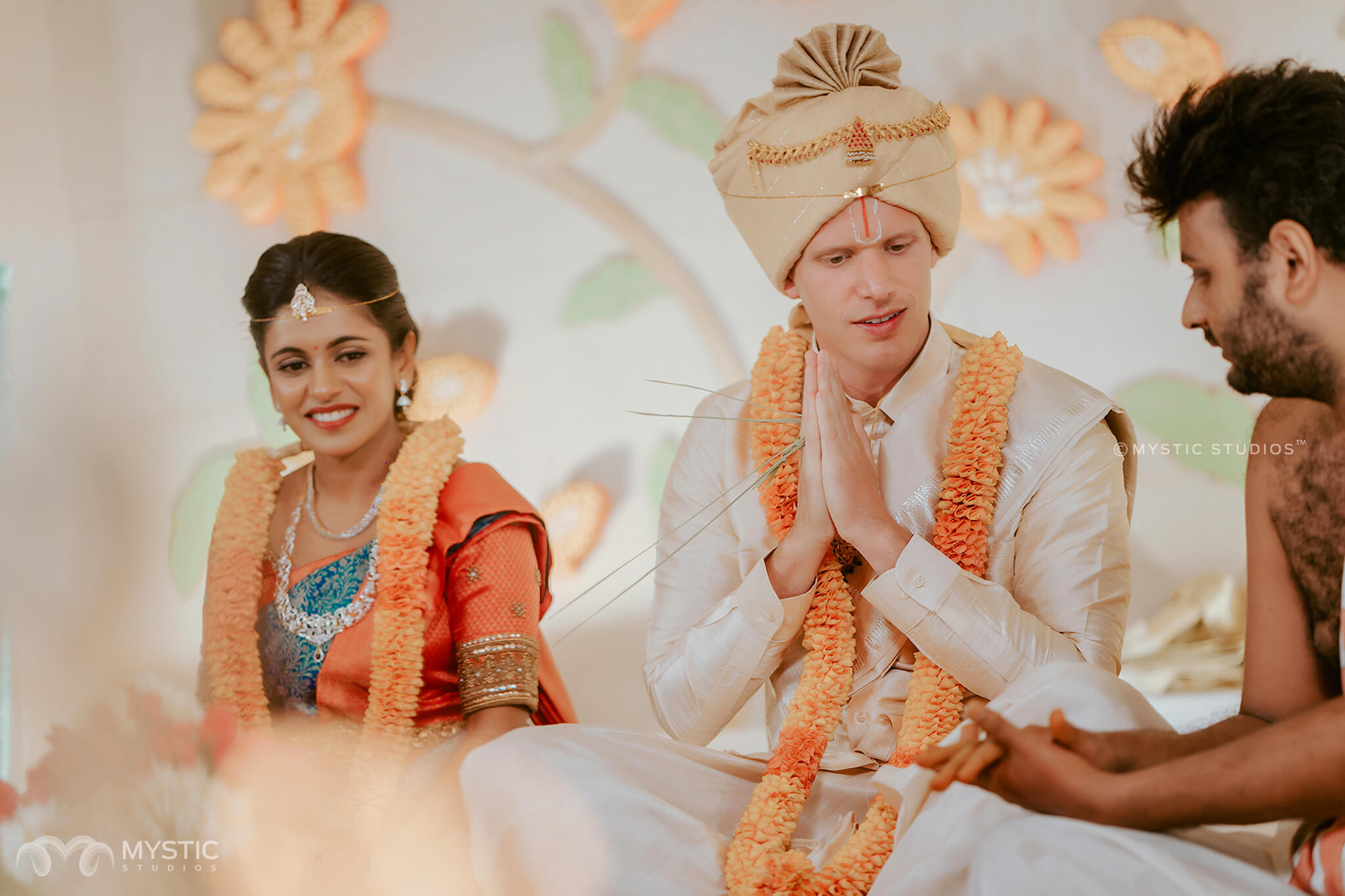 mystic-studios-chandhini-jeff-san-francisco-to-coimbatore-intercultural-love-come-arrrange-marriage-tamil-wedding17