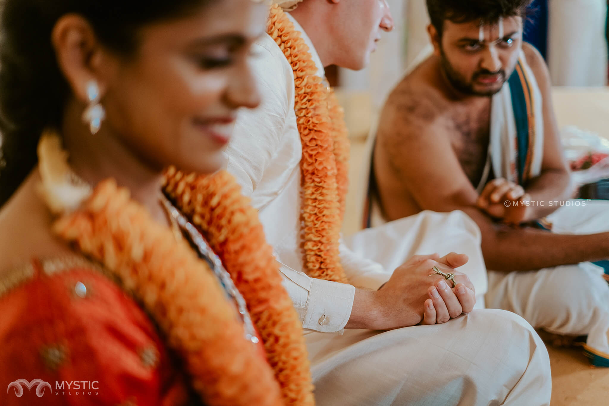 mystic-studios-chandhini-jeff-san-francisco-to-coimbatore-intercultural-love-come-arrrange-marriage-tamil-wedding20