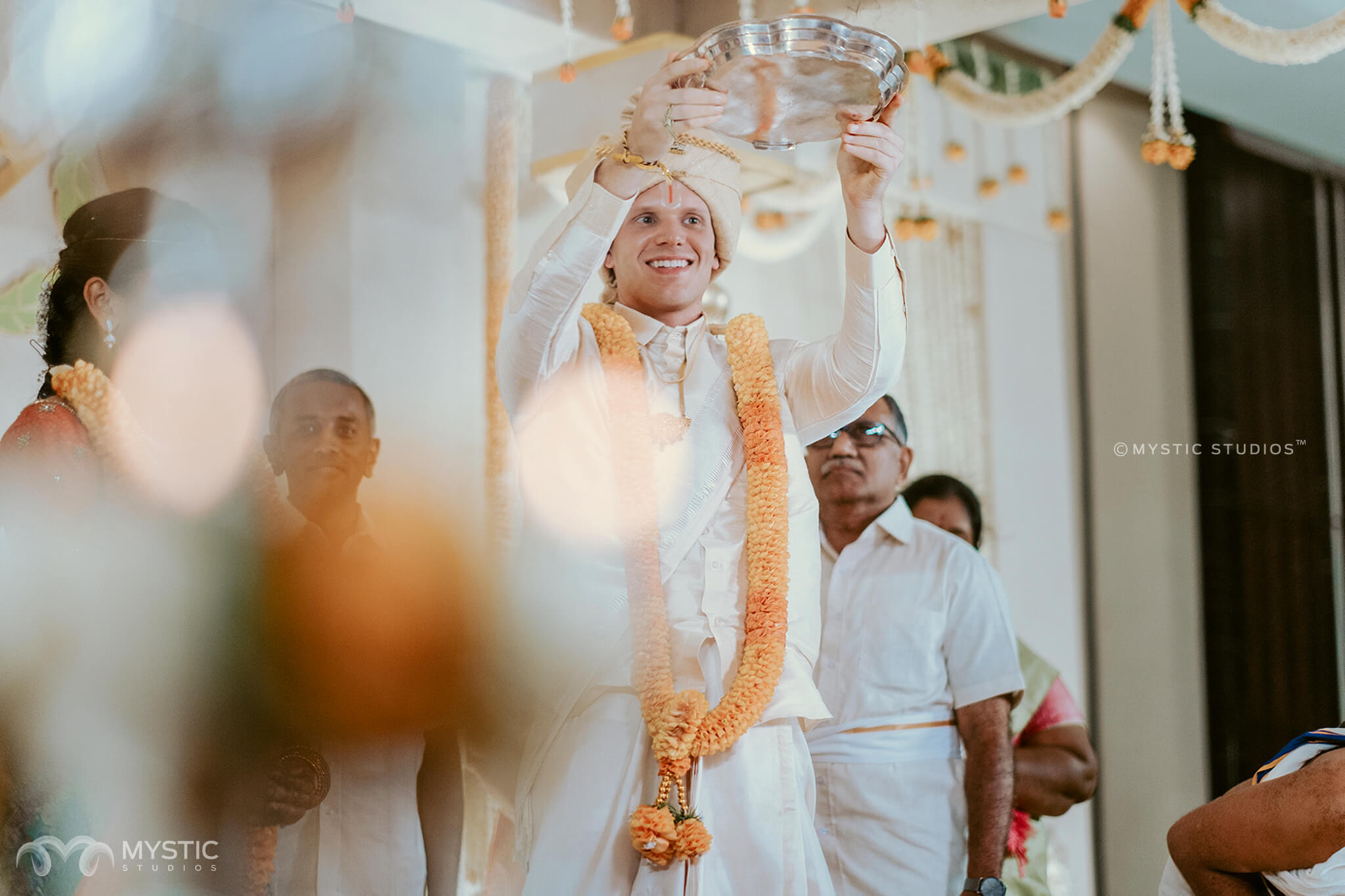 mystic-studios-chandhini-jeff-san-francisco-to-coimbatore-intercultural-love-come-arrrange-marriage-tamil-wedding25
