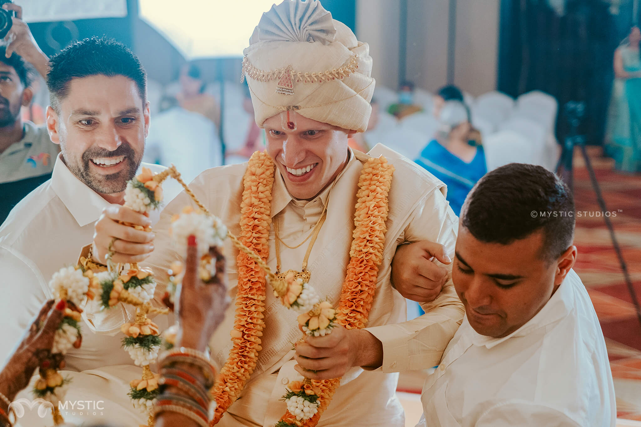 mystic-studios-chandhini-jeff-san-francisco-to-coimbatore-intercultural-love-come-arrrange-marriage-tamil-wedding40