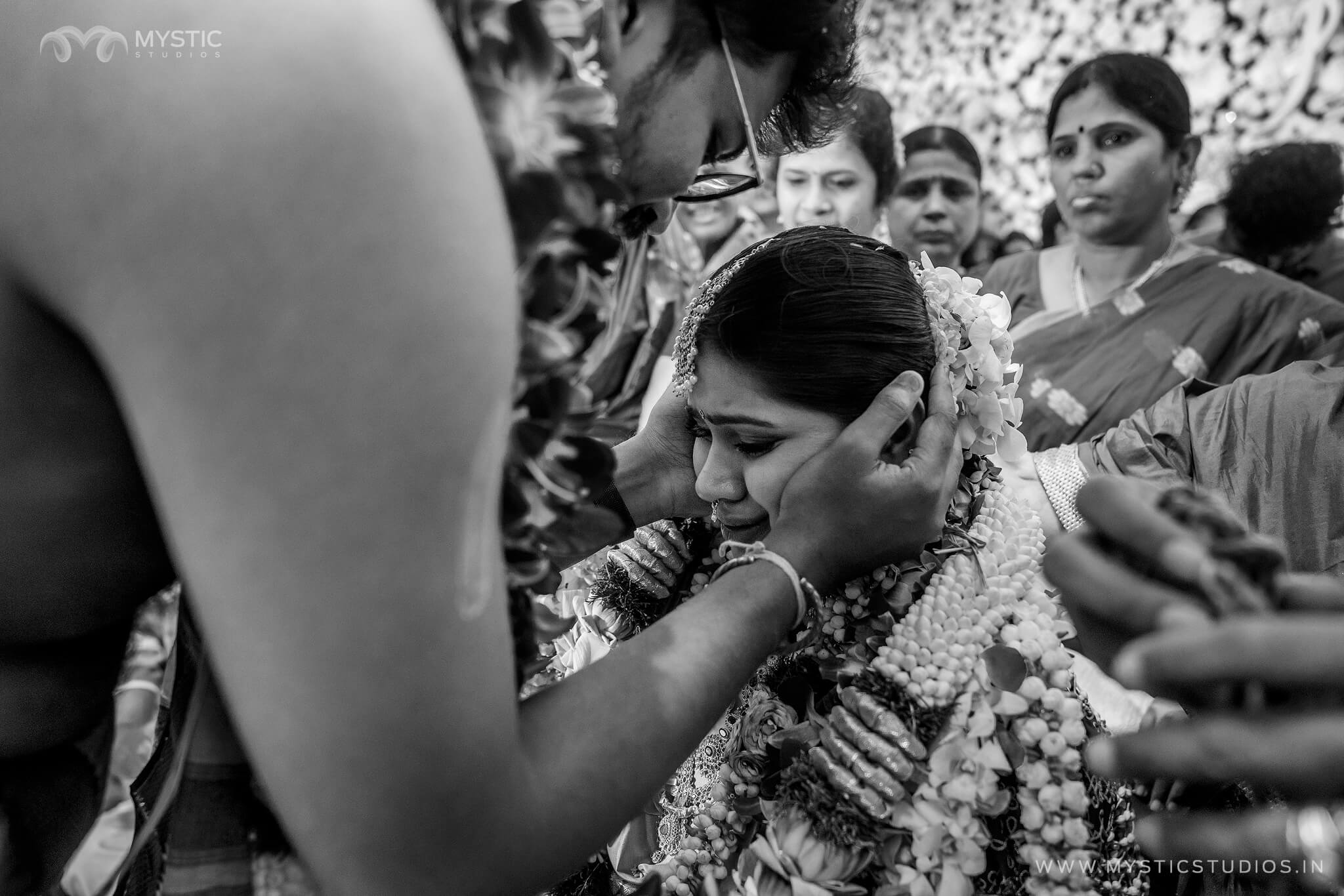pooja-nilesh-tambrahm-mystic-studios-chennai-wedding-29