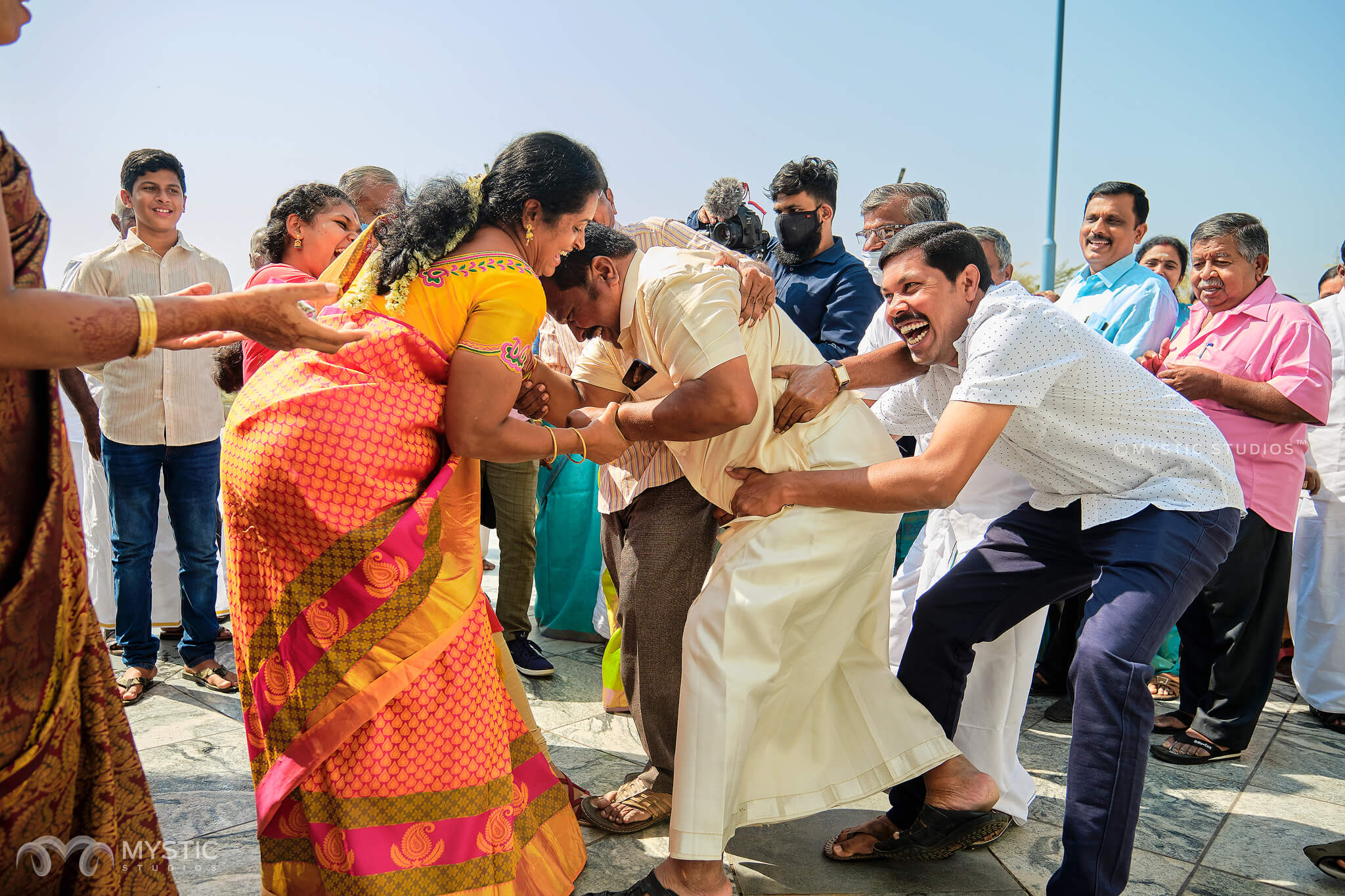 salem-varalakshmi-mahal-kongu-wedding-indhu-mohan-vivahhika-45