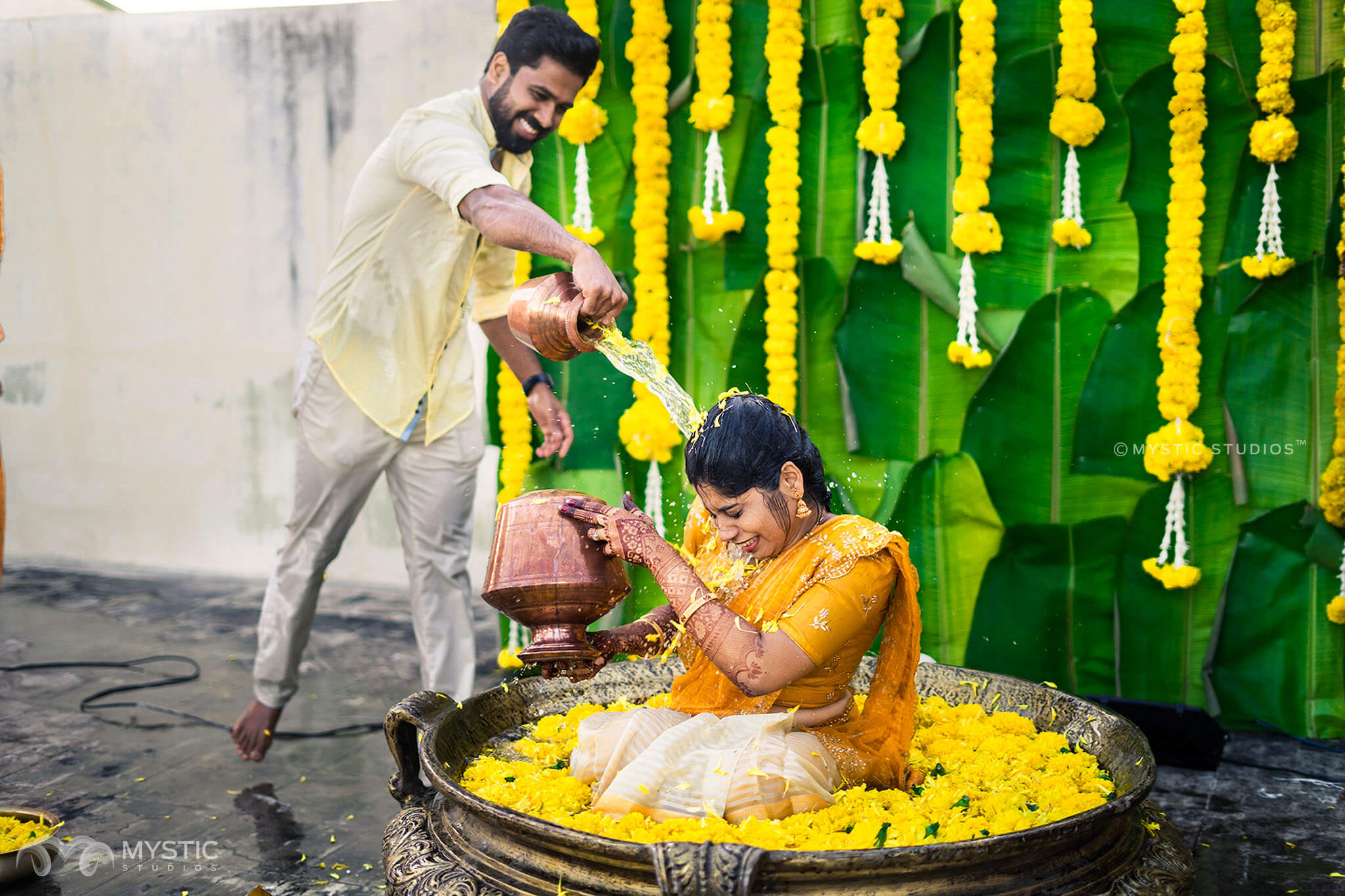 temple-wedding-karur-madhan-nivetha-mystic-studios-23