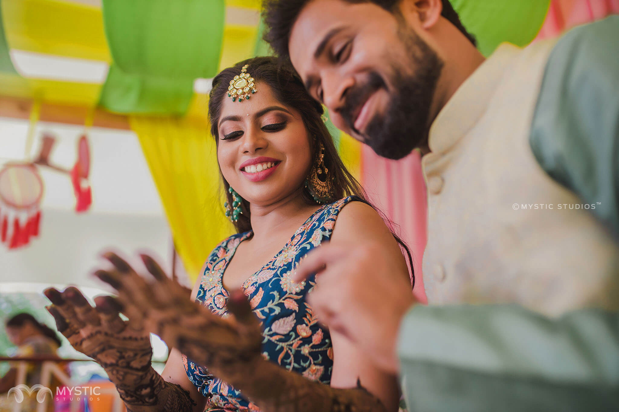 temple-wedding-karur-madhan-nivetha-mystic-studios-8-mehendi