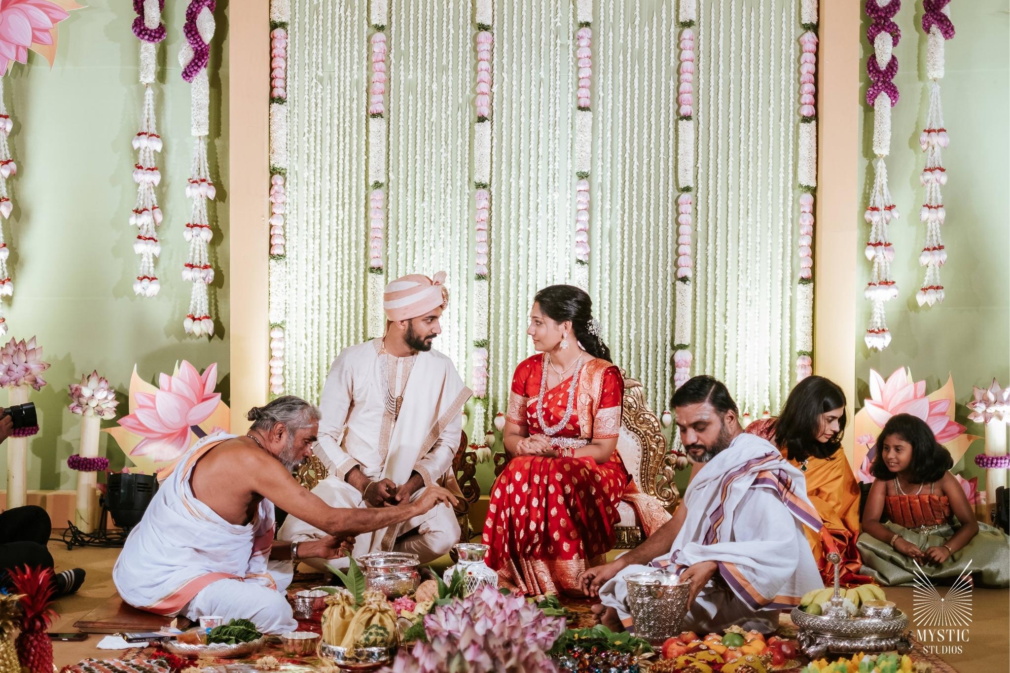 vedhika-shanmugam-pet-friendly-wedding-adani-mysticstudios-bigfatwedding-chennai-itcgrandchola-modern-wedding16