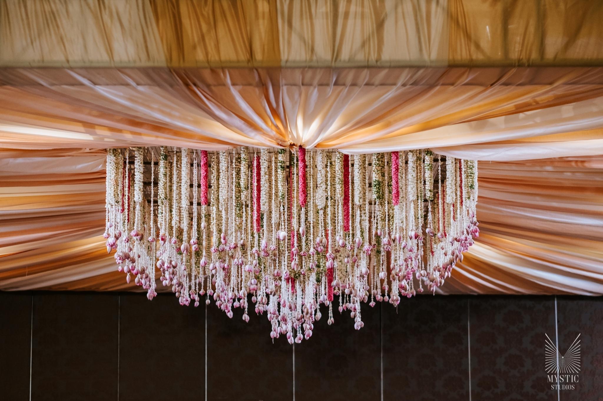 vedhika-shanmugam-pet-friendly-wedding-adani-mysticstudios-bigfatwedding-chennai-itcgrandchola-modern-wedding62