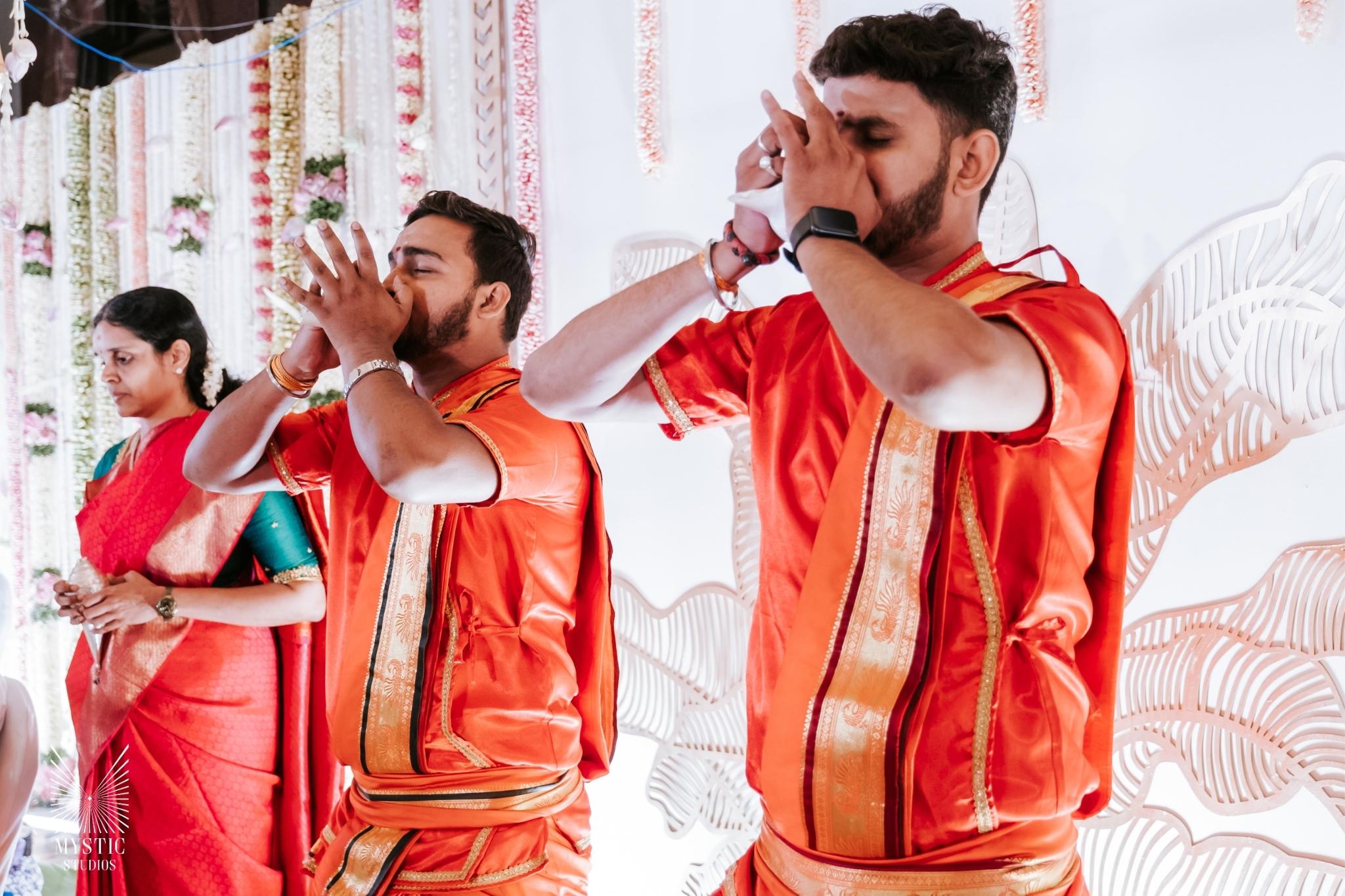 vedhika-shanmugam-pet-friendly-wedding-adani-mysticstudios-bigfatwedding-chennai-itcgrandchola-modern-wedding64