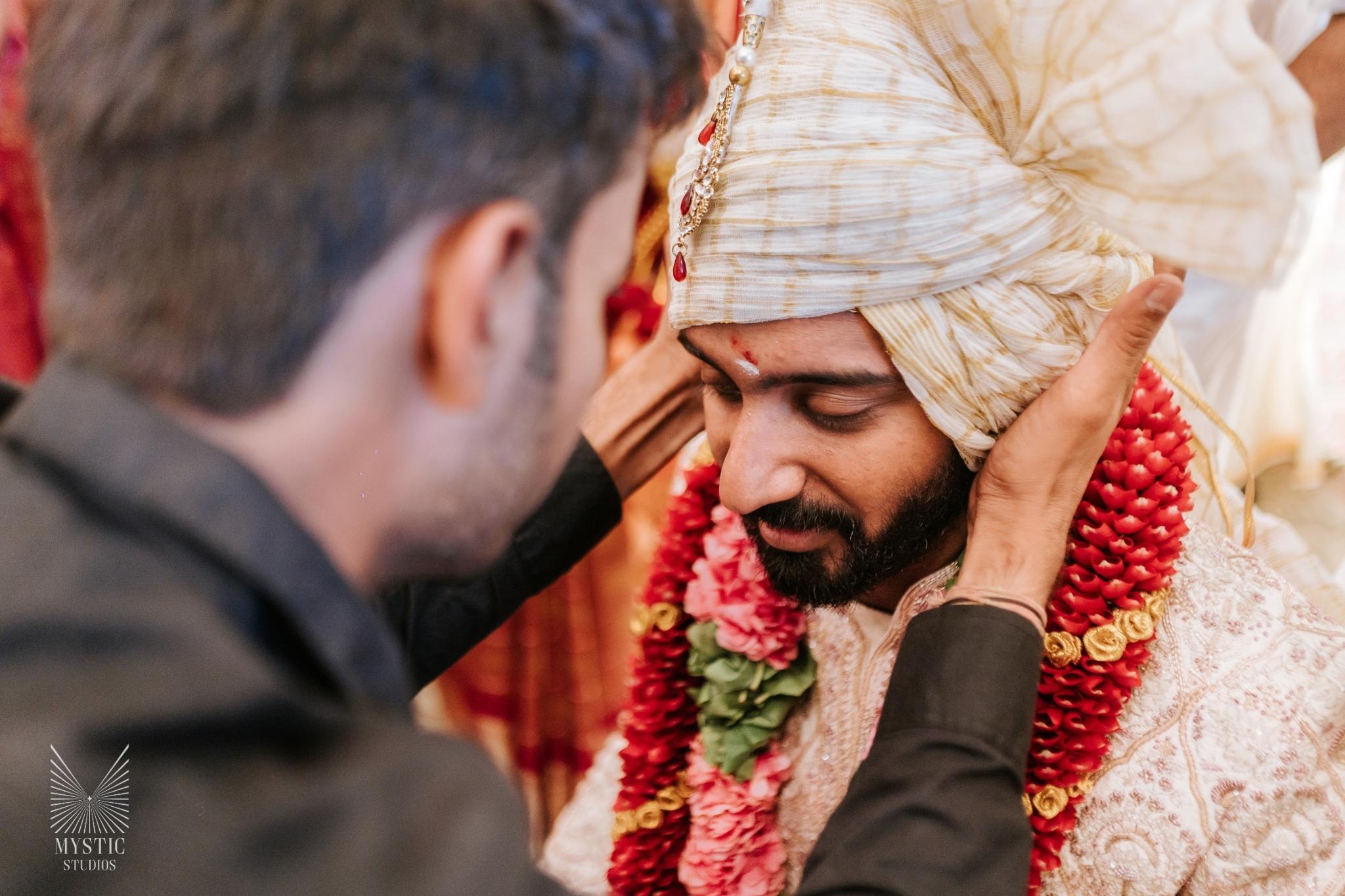 vedhika-shanmugam-pet-friendly-wedding-adani-mysticstudios-bigfatwedding-chennai-itcgrandchola-modern-wedding72