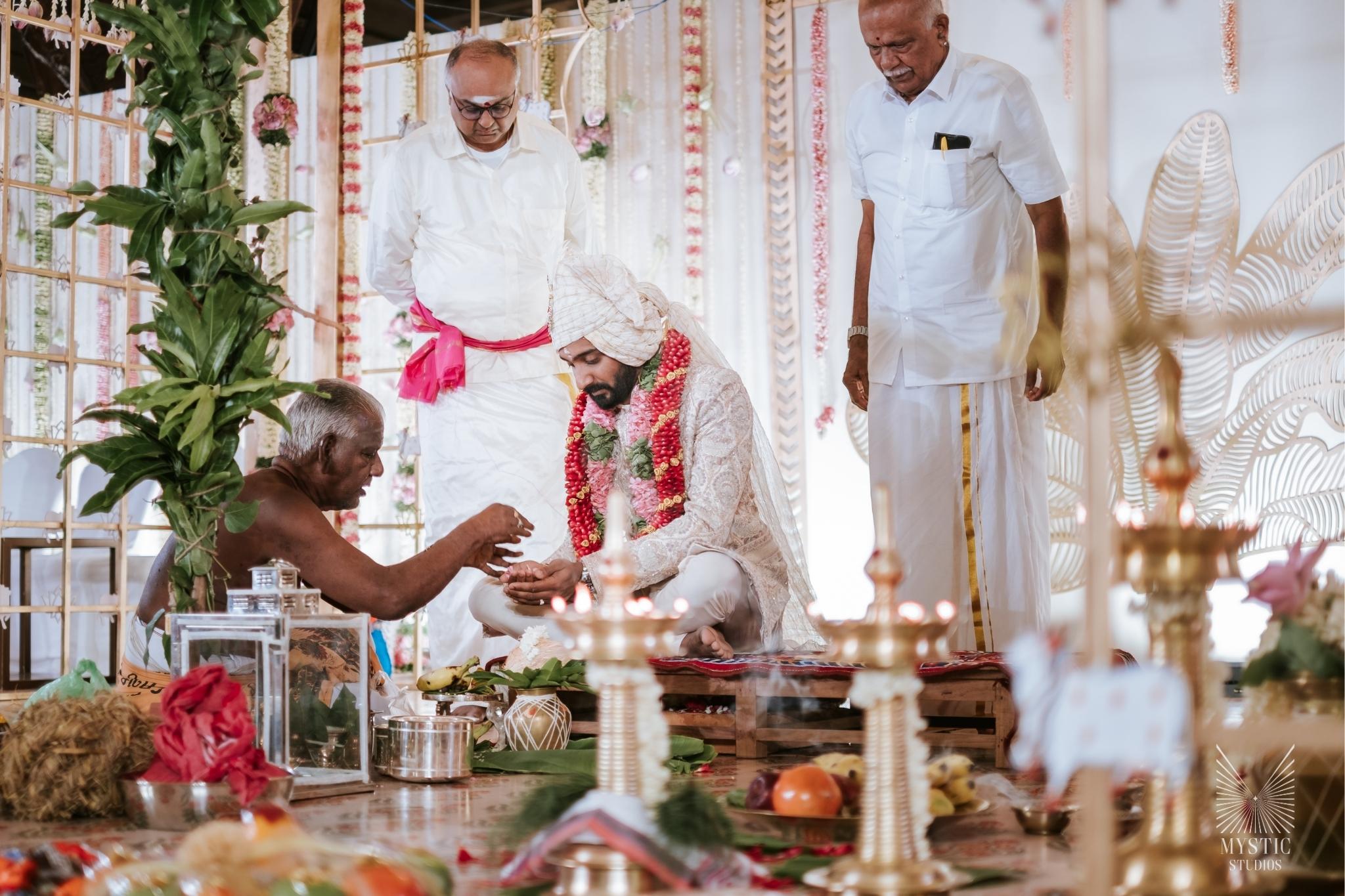 vedhika-shanmugam-pet-friendly-wedding-adani-mysticstudios-bigfatwedding-chennai-itcgrandchola-modern-wedding79