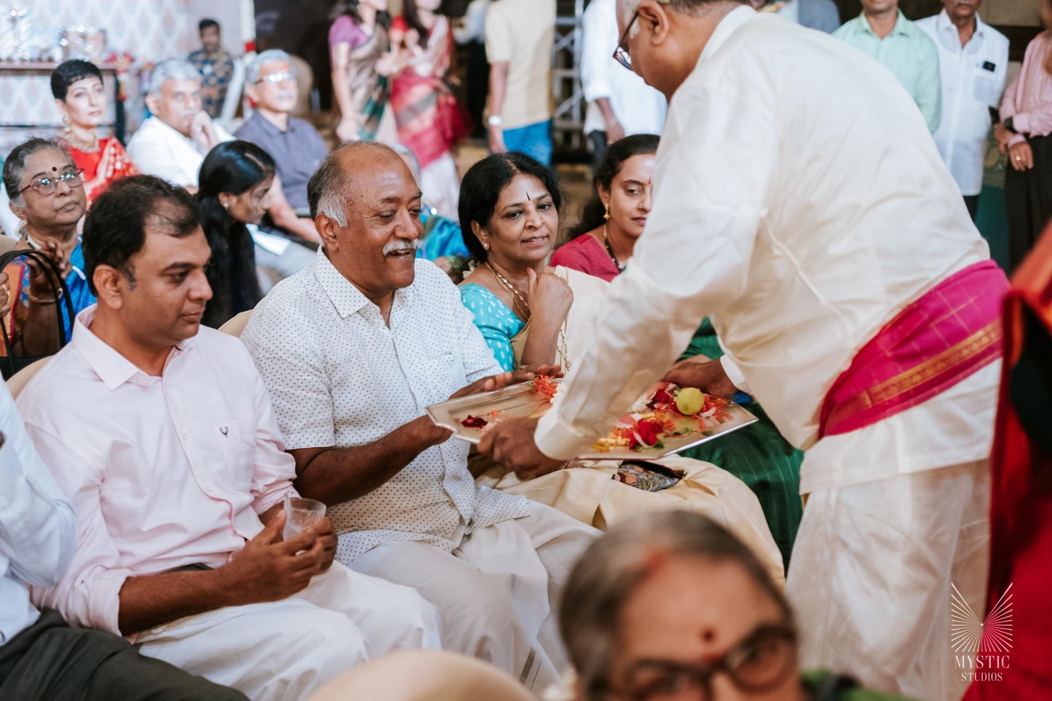 vedhika-shanmugam-pet-friendly-wedding-adani-mysticstudios-bigfatwedding-chennai-itcgrandchola-modern-wedding82