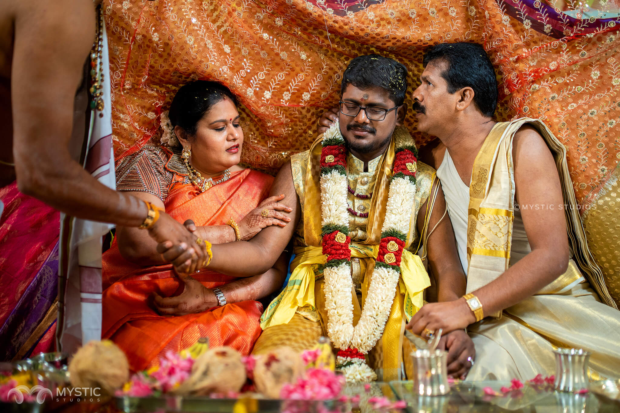wedding-photographer-coimbatore-selvam-mahal-mystic-studios-PS-73