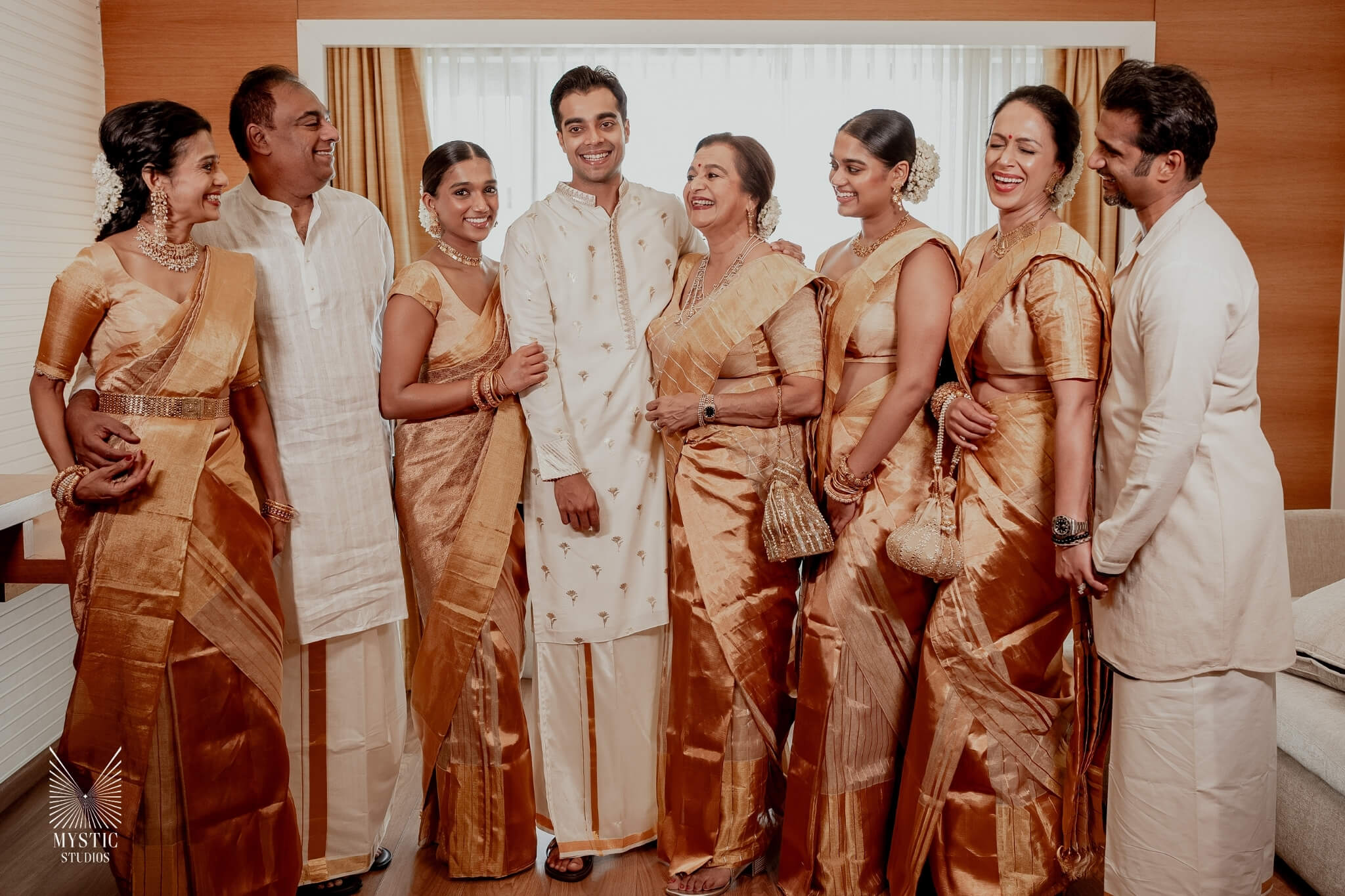 coimbatore-malayali-wedding-photography-globus-centre-cocktail-mehendi-haldi-00042