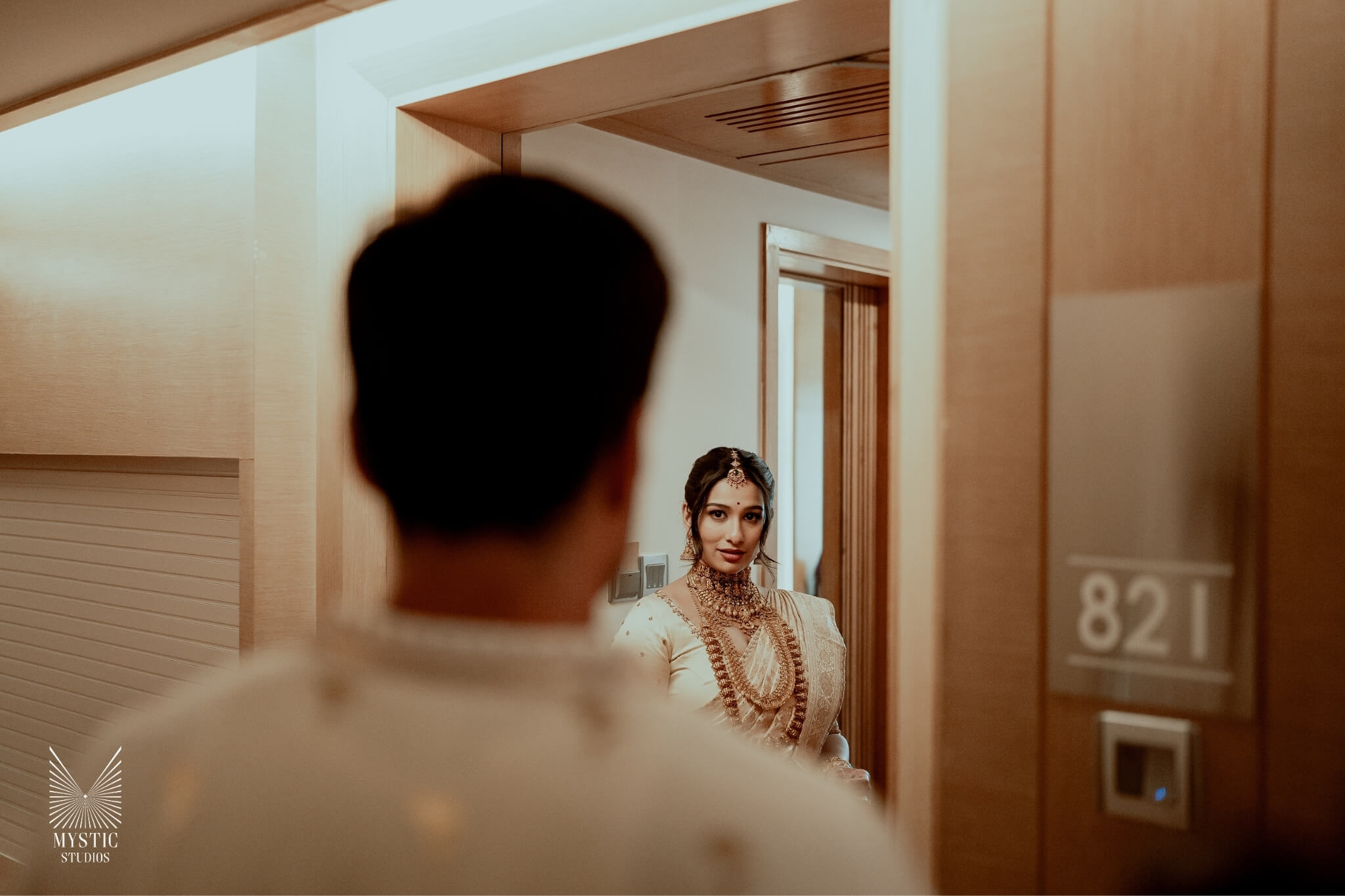 coimbatore-malayali-wedding-photography-globus-centre-cocktail-mehendi-haldi-00043