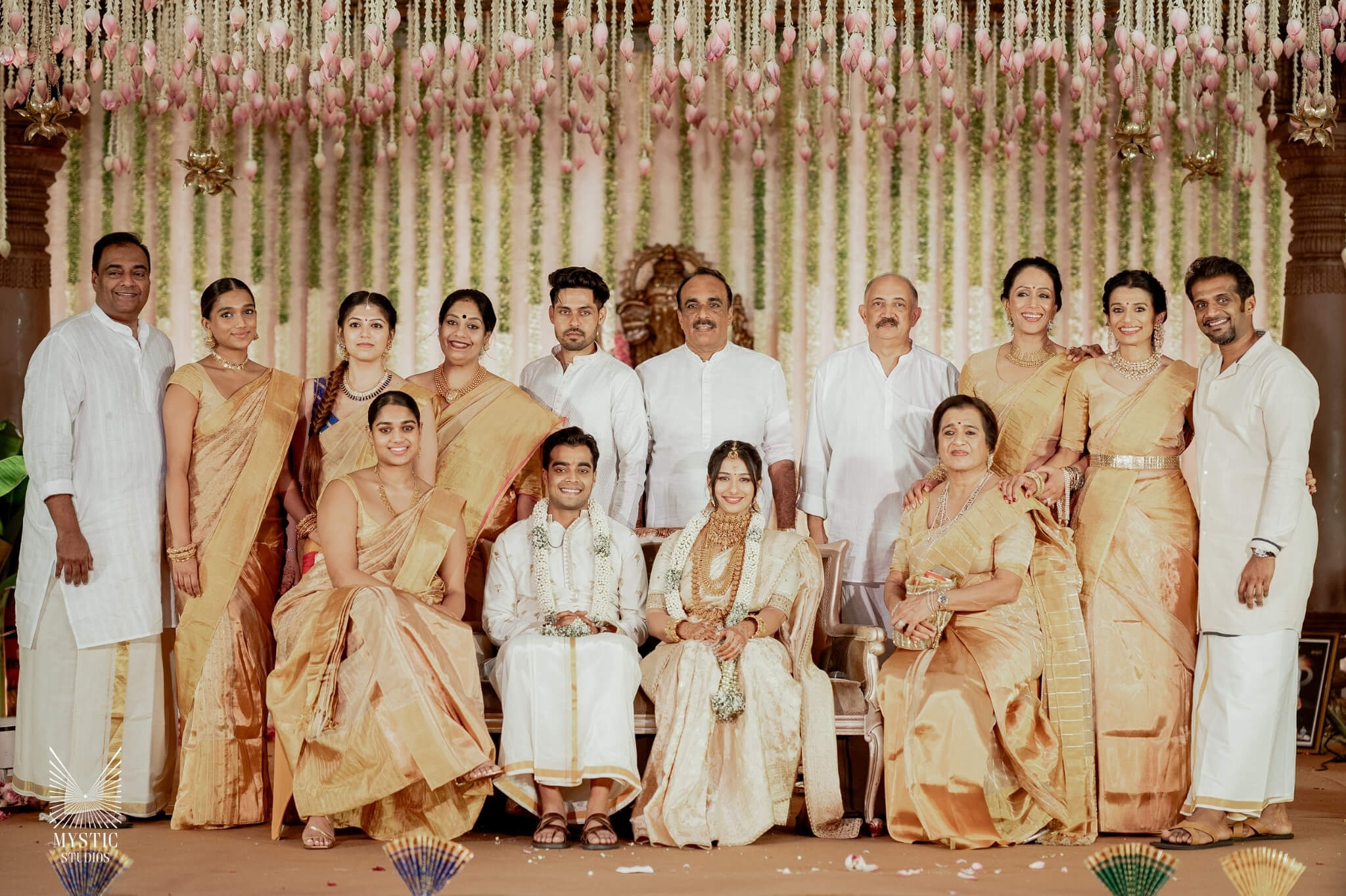 coimbatore-malayali-wedding-photography-globus-centre-cocktail-mehendi-haldi-00060