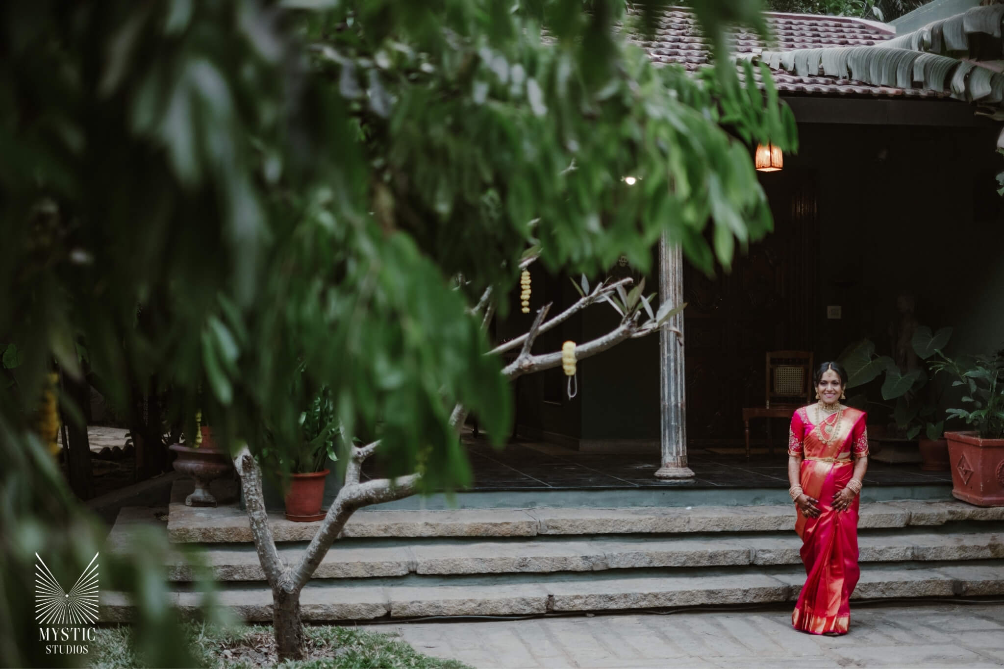 intimate-wedding-photography-destination-tamarind-tree-bangalore-mystic-studios-00002