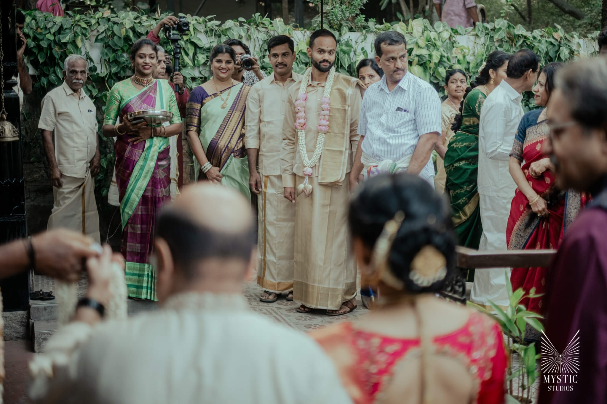 intimate-wedding-photography-destination-tamarind-tree-bangalore-mystic-studios-00007