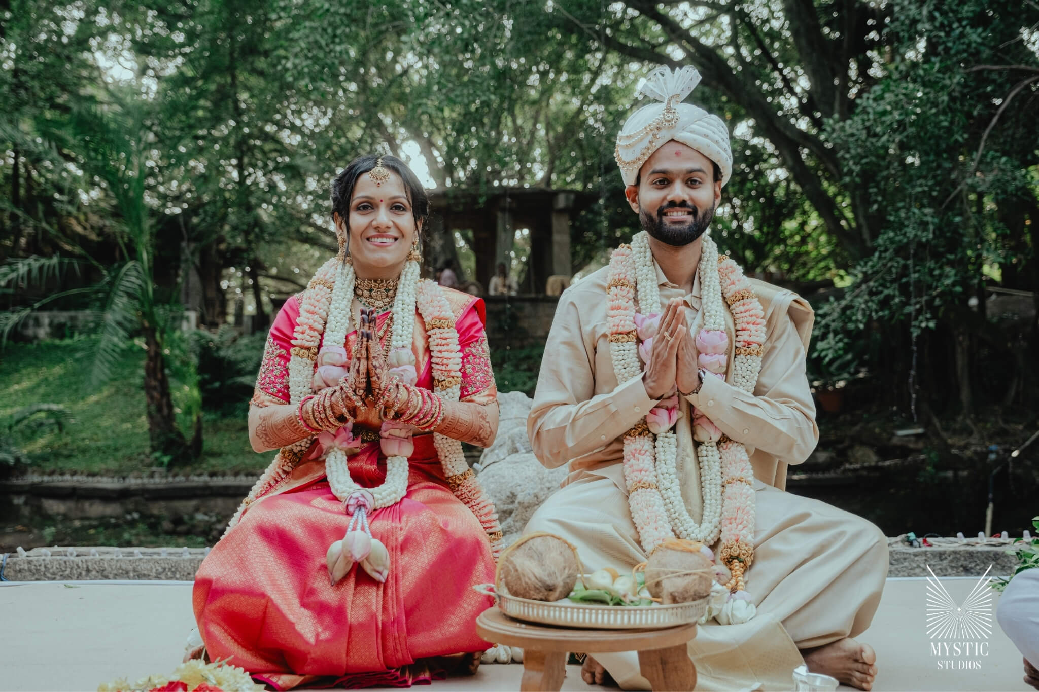 intimate-wedding-photography-destination-tamarind-tree-bangalore-mystic-studios-00017