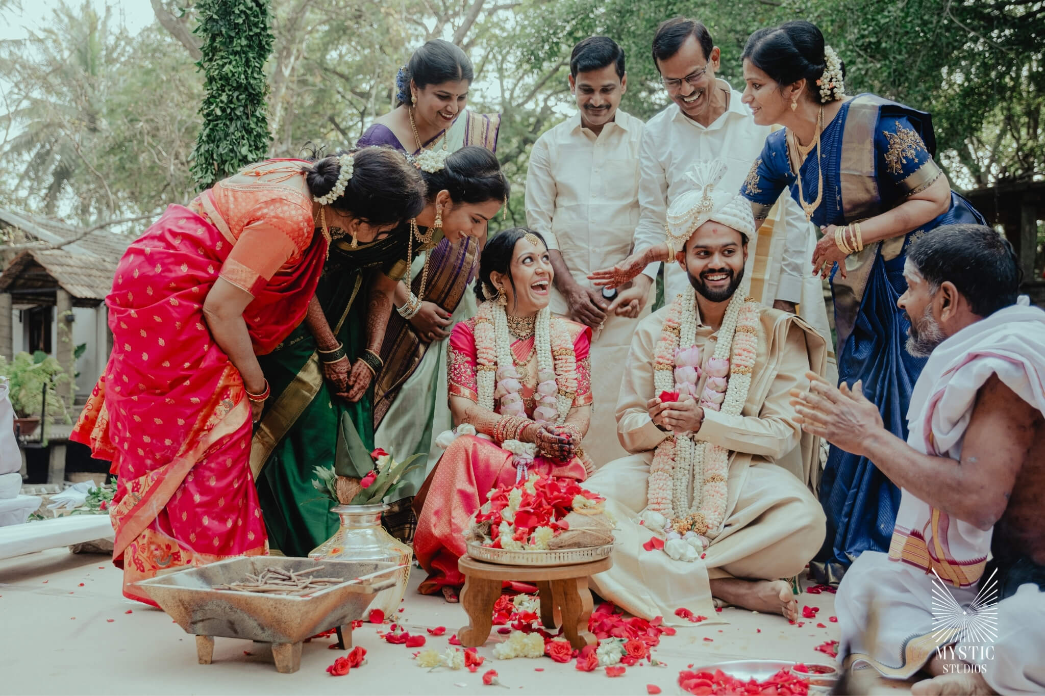 intimate-wedding-photography-destination-tamarind-tree-bangalore-mystic-studios-00021