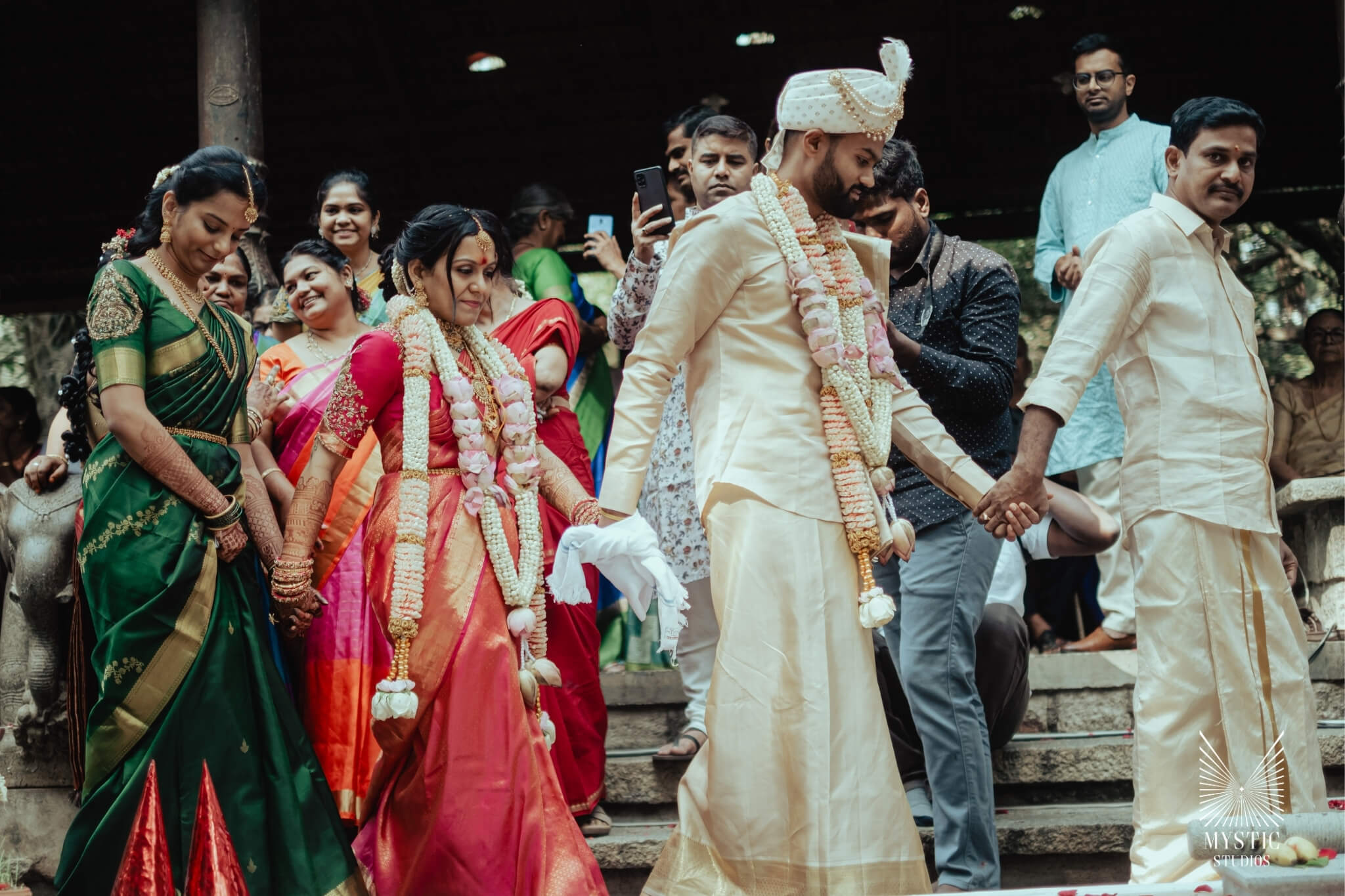 intimate-wedding-photography-destination-tamarind-tree-bangalore-mystic-studios-00029