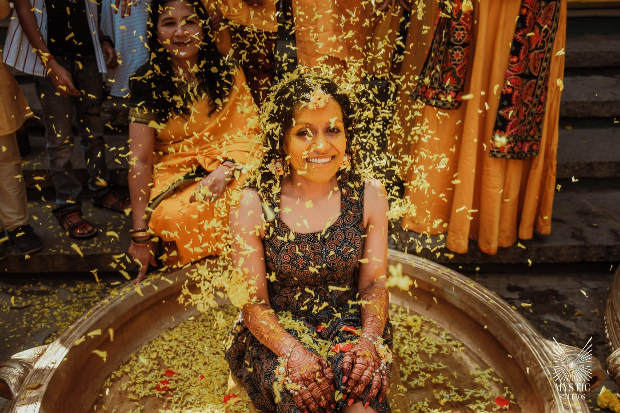 intimate-wedding-photography-destination-tamarind-tree-bangalore-mystic-studios-00037