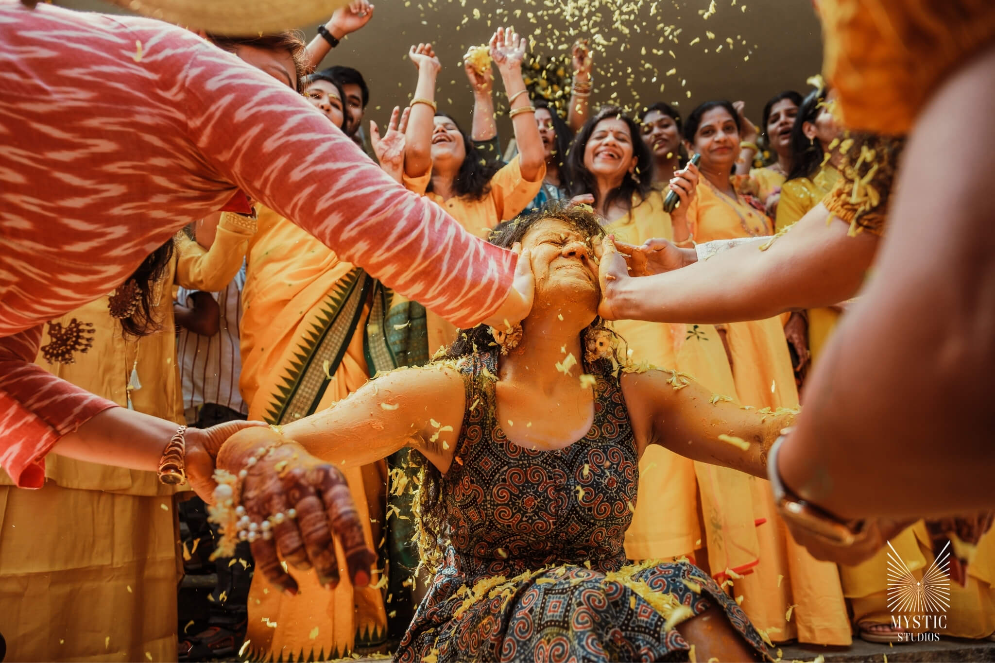 intimate-wedding-photography-destination-tamarind-tree-bangalore-mystic-studios-00038