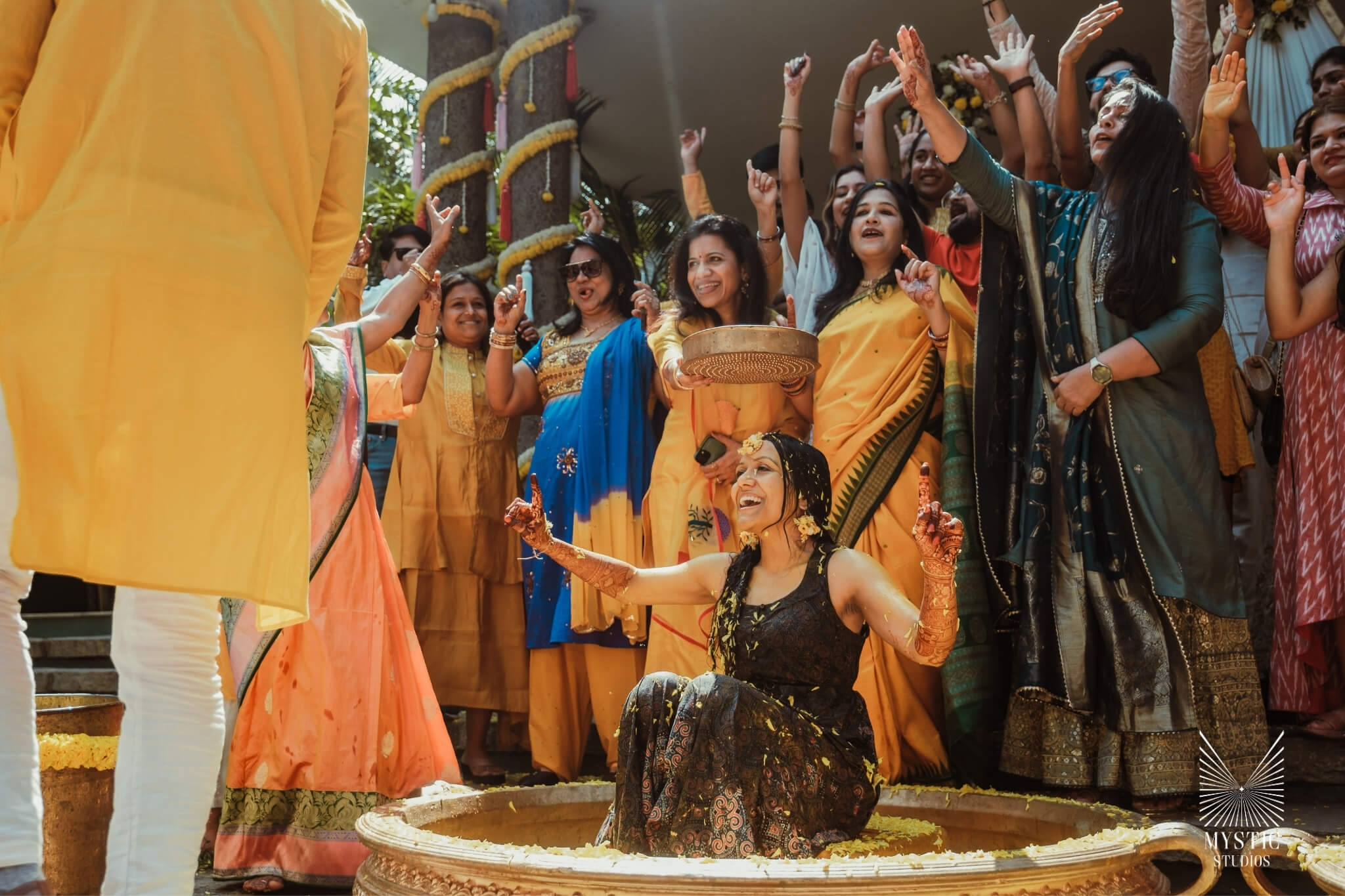 intimate-wedding-photography-destination-tamarind-tree-bangalore-mystic-studios-00039